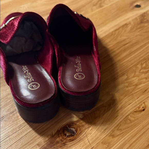 Bella Vita Women's Red Velvet Slip On Mules, Size 11 - Picture 9 of 12